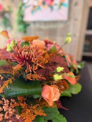 Klassiek bloemstuk (Gerbe) herfstkleuren
