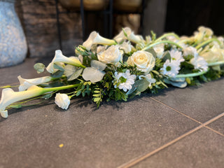 Klassiek Bloemstuk met calla's